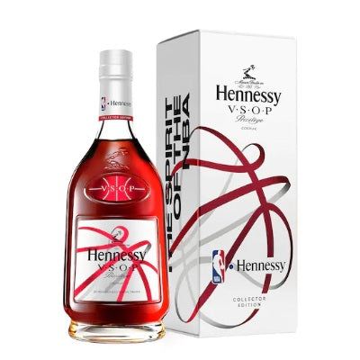 Hennessy Privilege Cognac VSOP NBA Gift Pack 70 cl