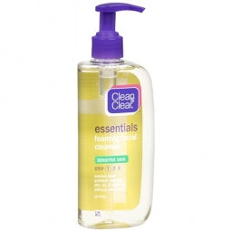 Clean & Clear Foaming Facial Cleanser 240 ml