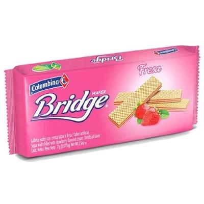 Colombina Bridge Double Cream Strawberry Wafer 300 g