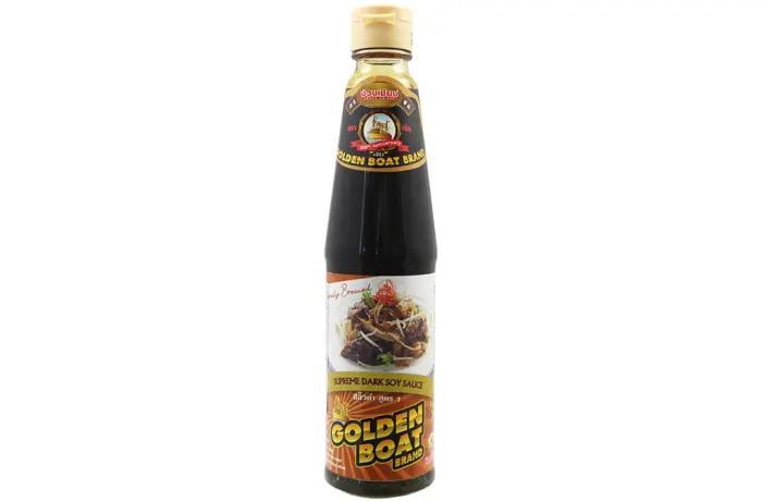 Golden Boat Supreme Dark Soy Sauce 700 ml